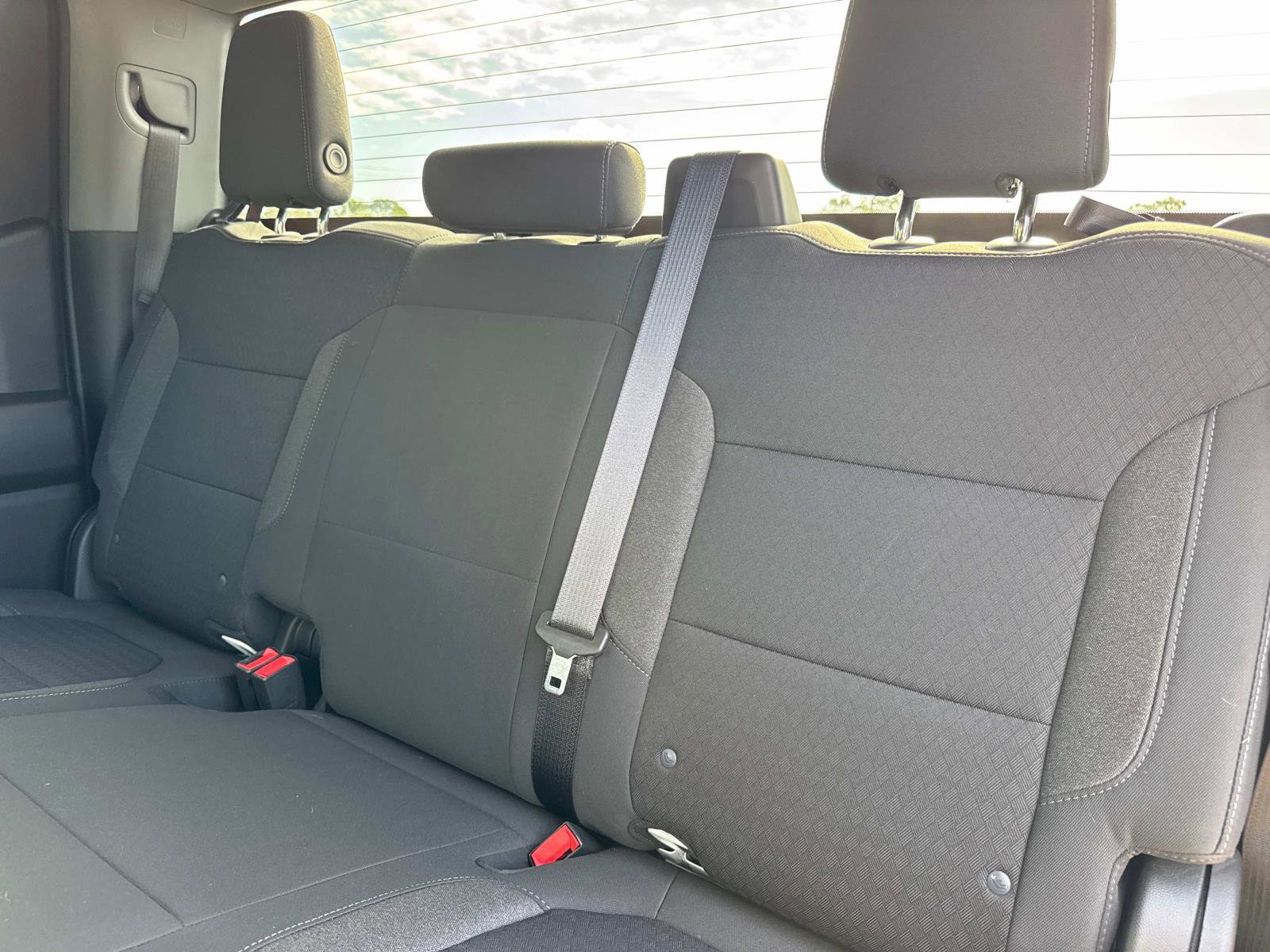 Used 2022 Chevrolet Silverado 1500 Custom image 14