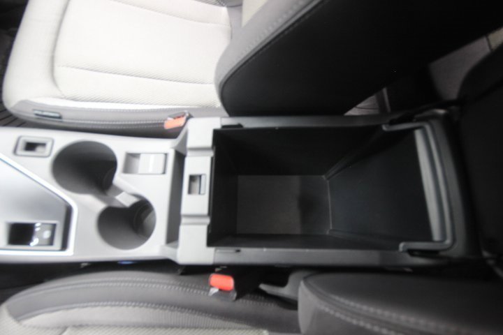 Used 2024 Subaru Crosstrek 2.0i Premium image 18