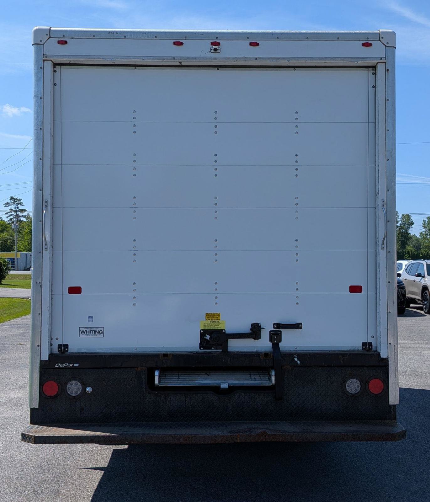 Used 2025 Ford E-350 and Econoline 350 Super Duty w/ Power Equipment Group RWD image 9