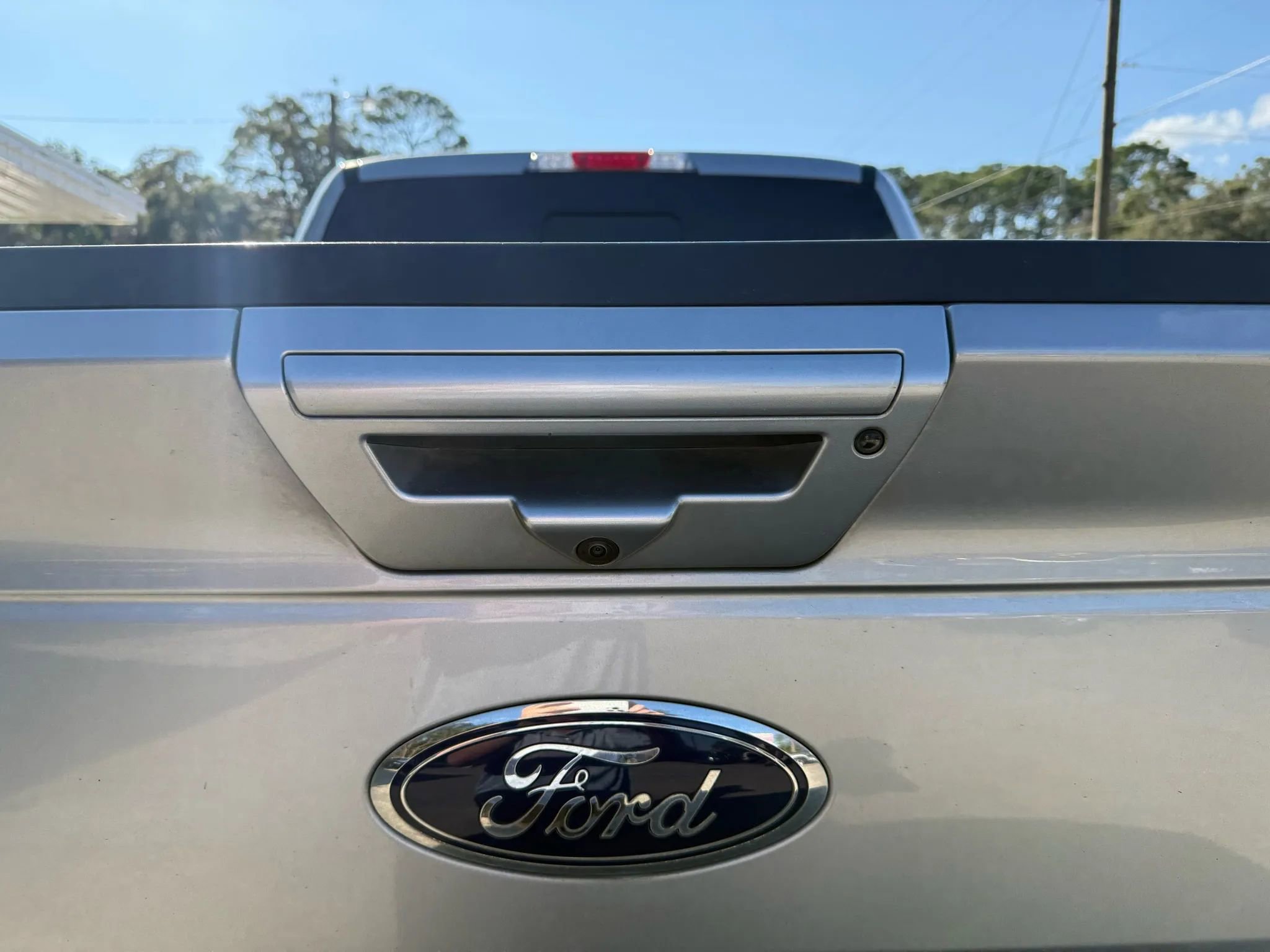 Used 2020 Ford F150 Lariat w/ Equipment Group 502A Luxury image 17