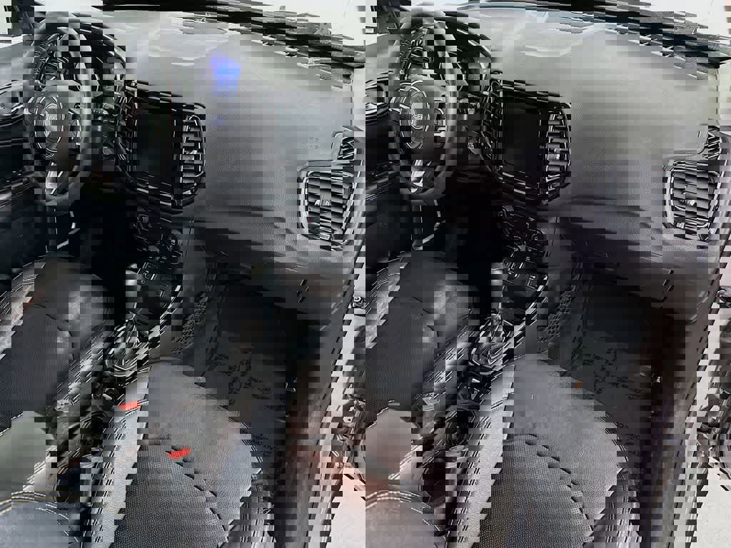 Used 2020 Jeep Compass Limited image 32