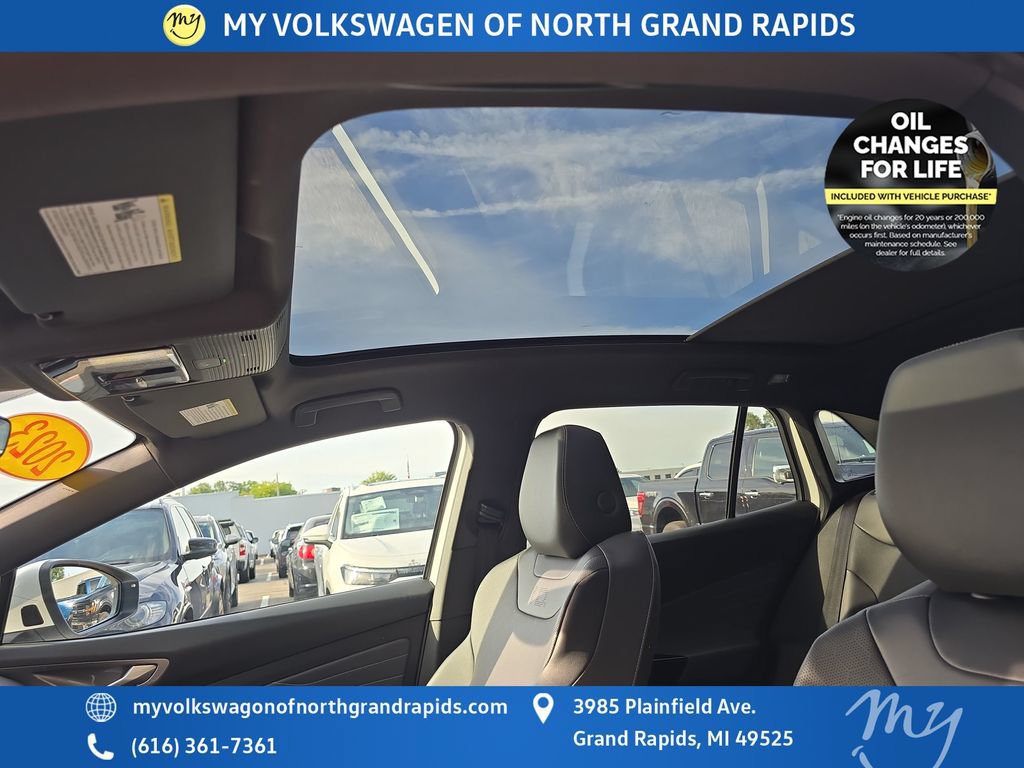 Used 2023 Volkswagen ID.4 Pro S AWD/4WD image 24