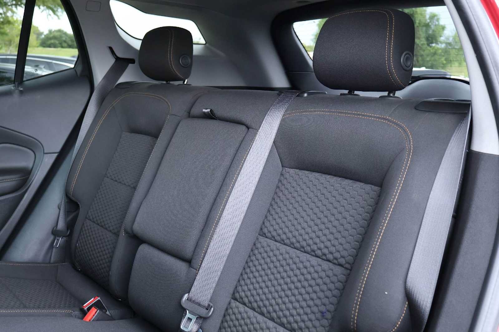Used 2020 GMC Terrain SLE w/ Driver Convenience Package FWD image 13