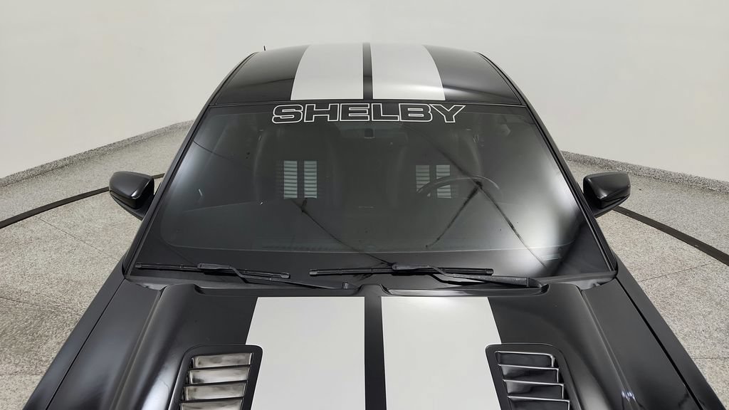 Used 2010 Ford Mustang Shelby GT500 RWD image 44