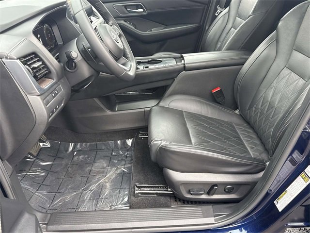 Certified 2024 Nissan Rogue Platinum w/ Platinum Premium Package image 27
