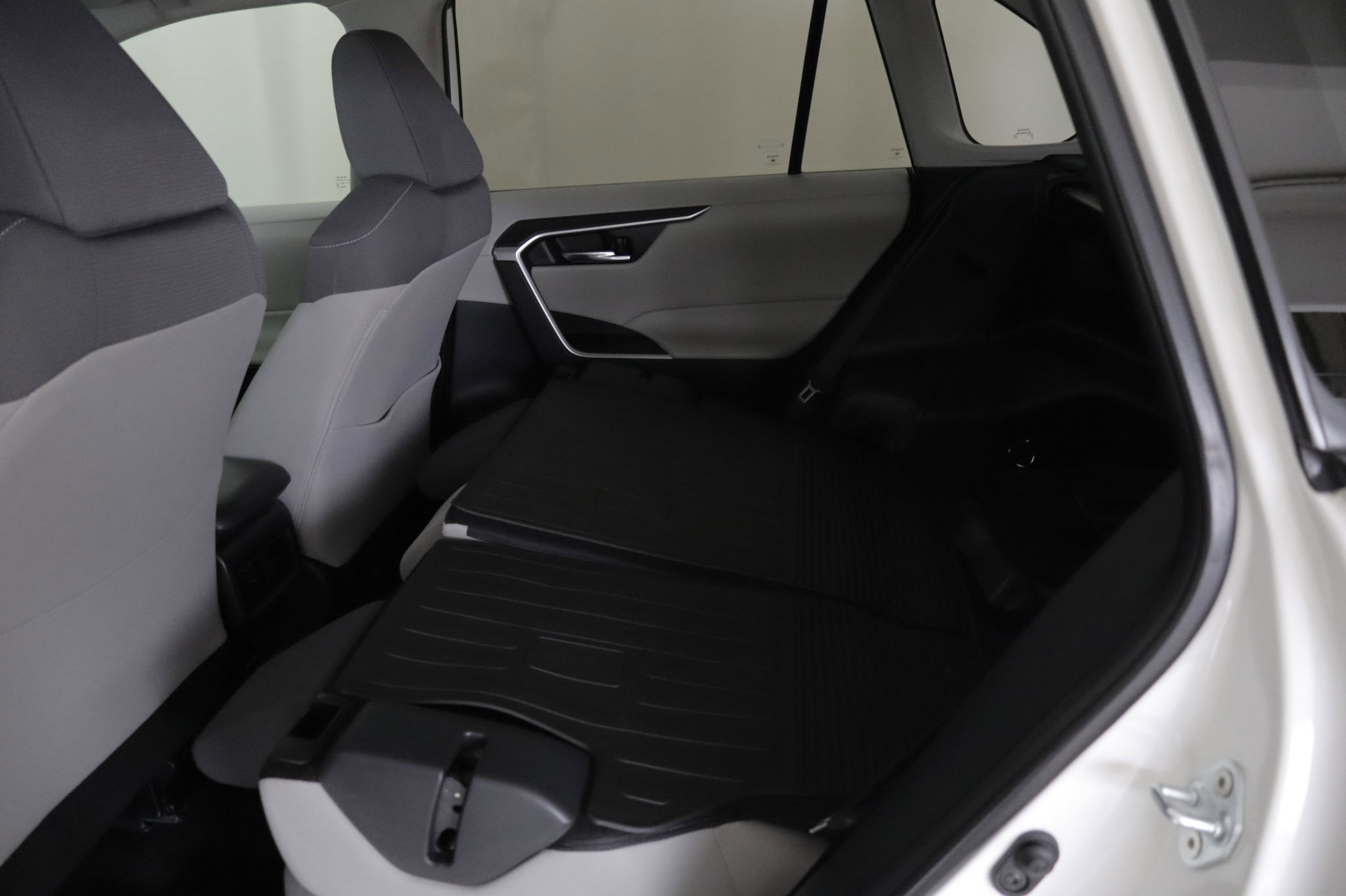 Used 2024 Toyota RAV4 XLE w/ Convenience Package image 22