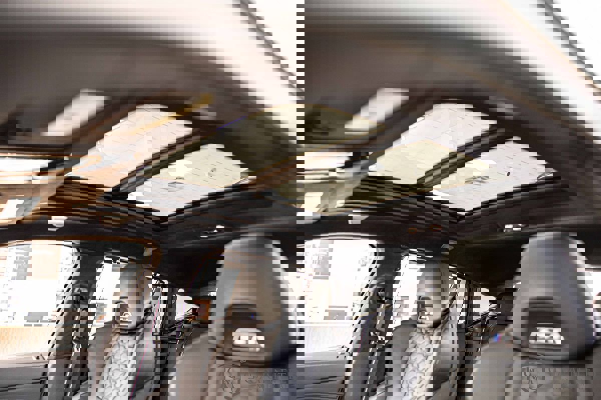 Used 2025 BMW X6 M Competition w/ Executive Package image 19