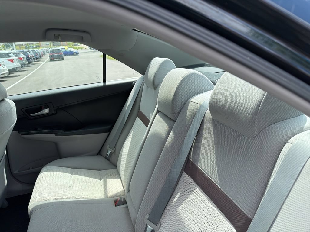 Used 2012 Toyota Camry LE FWD image 14