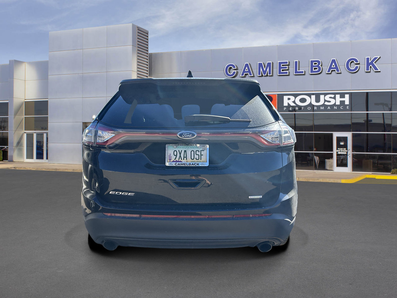 Used 2018 Ford Edge SE FWD image 5