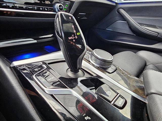 Used 2023 BMW 540i w/ Premium Package RWD image 10