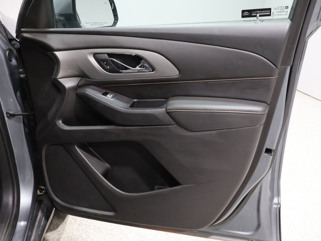Used 2019 Chevrolet Traverse LT image 26
