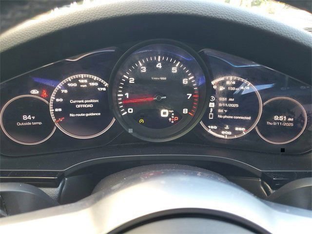 Used 2021 Porsche Cayenne AWD/4WD image 25