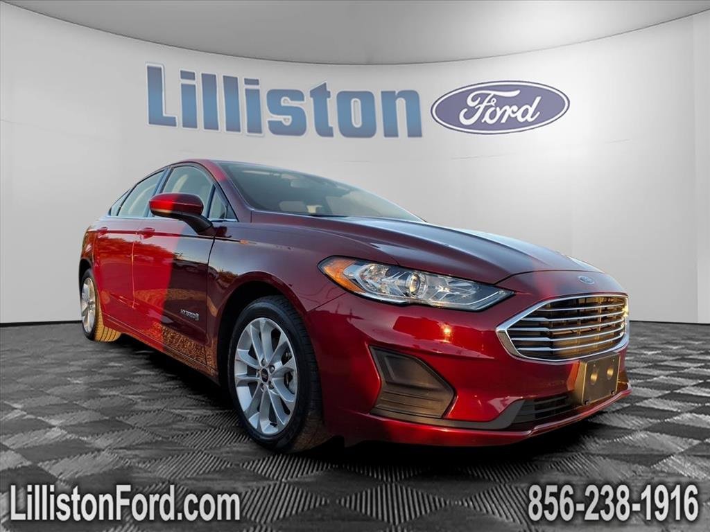 Used 2019 Ford Fusion SE