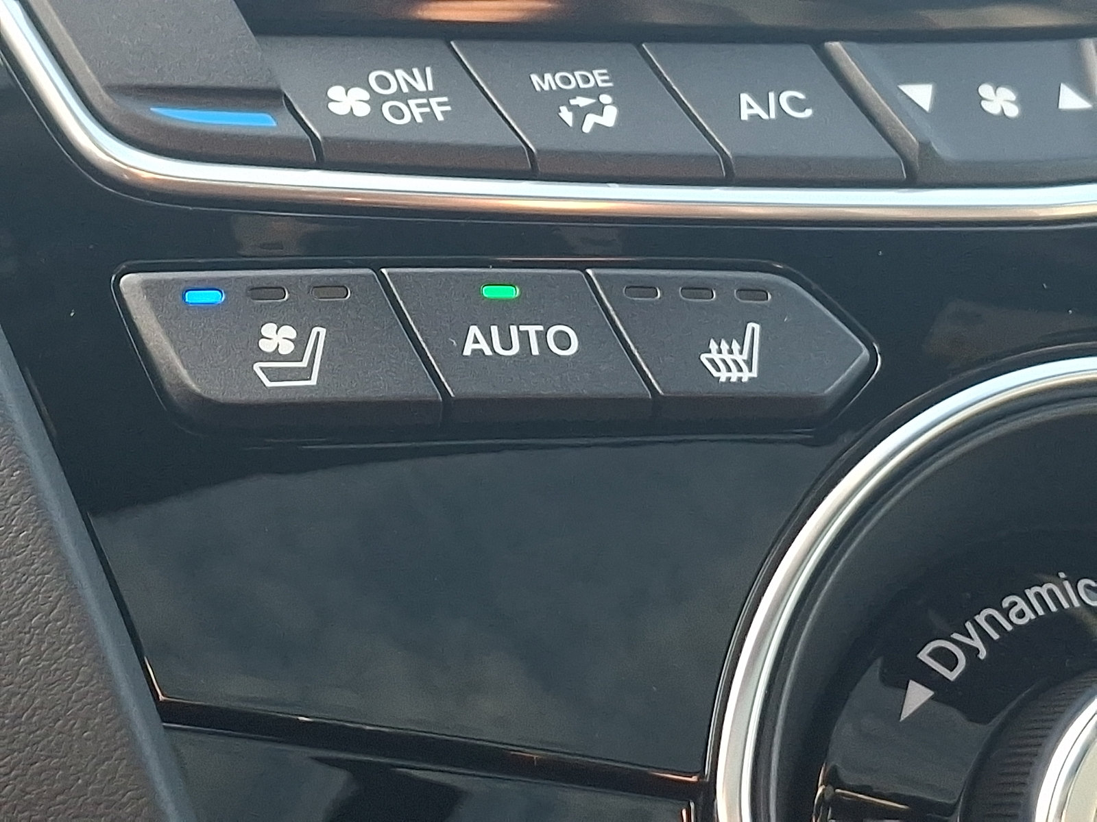 Certified 2025 Acura RDX w/ Advance Package AWD/4WD image 27