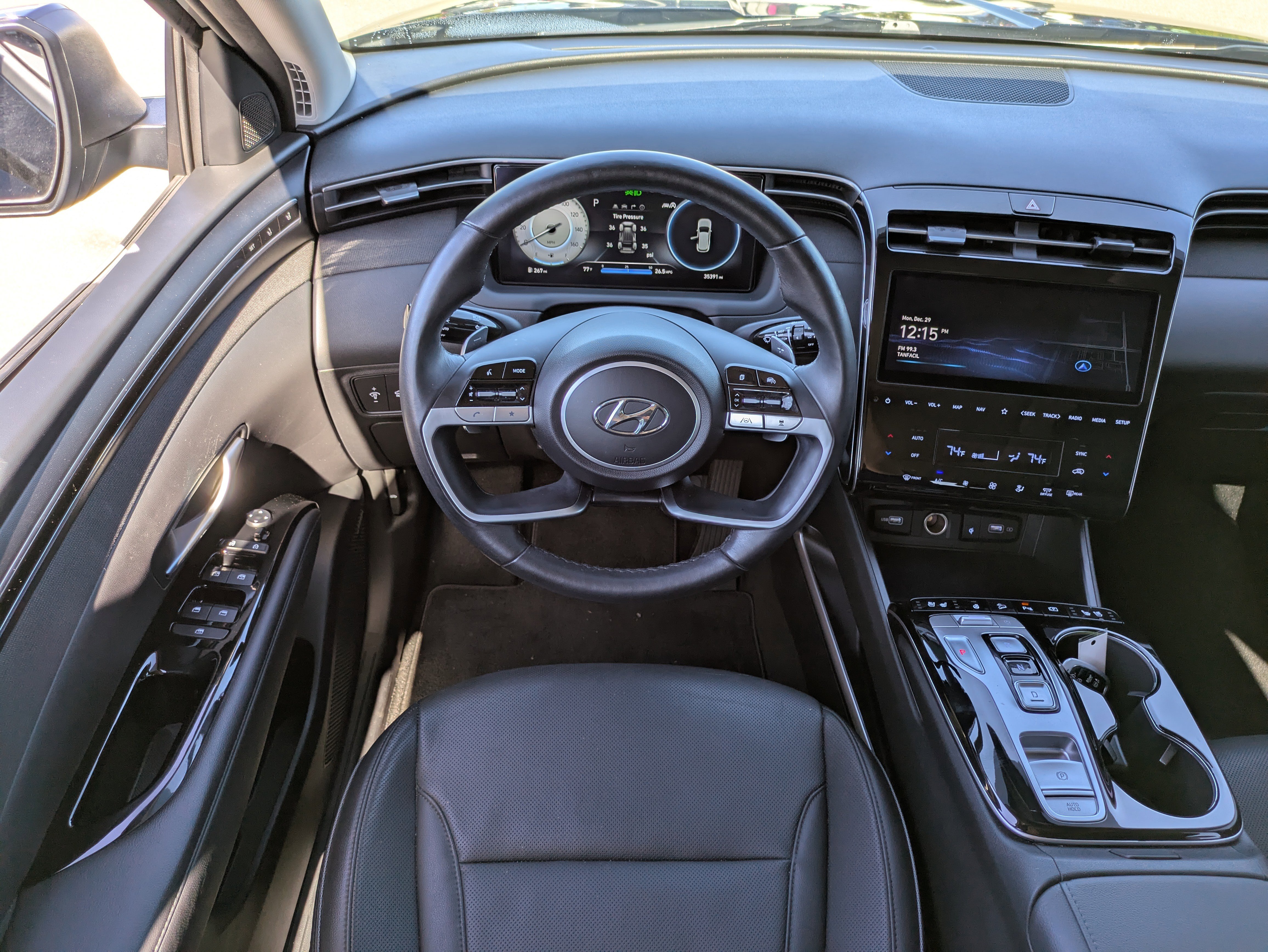 Used 2022 Hyundai Tucson Limited w/ Cargo Package image 18