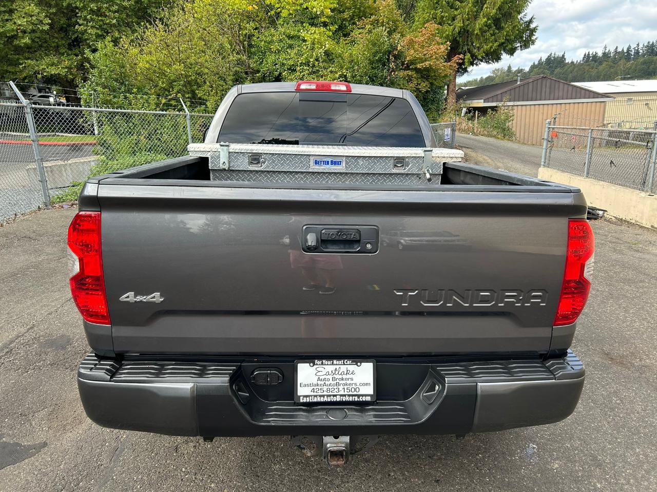 Used 2014 Toyota Tundra SR5 AWD/4WD image 6