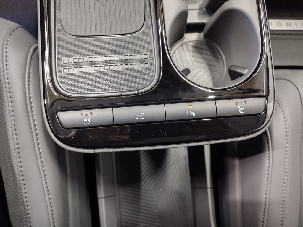 New 2026 Hyundai Ioniq 5 SEL AWD/4WD image 25