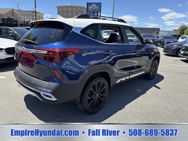 Used 2023 Kia Seltos Nightfall Edition AWD/4WD image 7