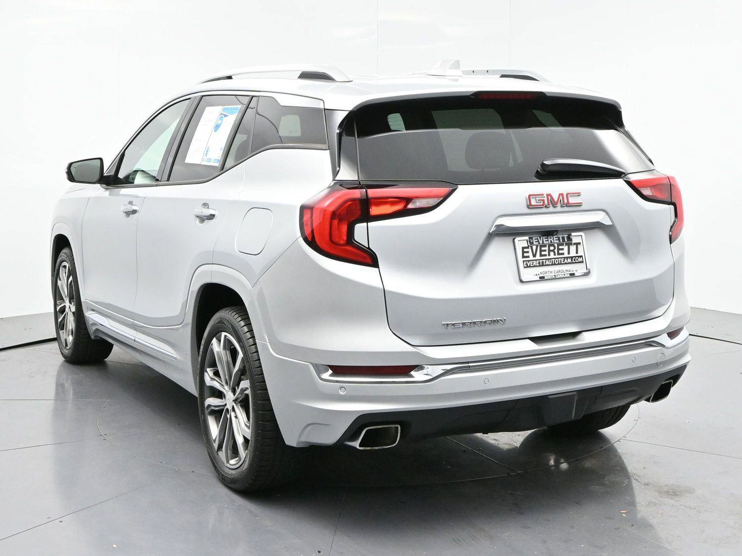 Used 2020 GMC Terrain Denali w/ Denali Premium Package image 5