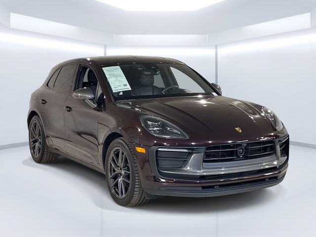 Certified 2023 Porsche Macan Turbo AWD/4WD image 9