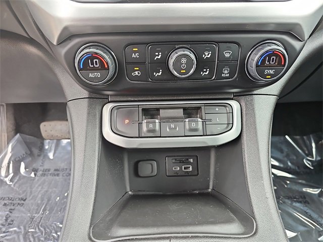 Certified 2022 GMC Acadia SLE w/ Driver Convenience Package image 25