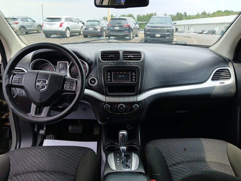 Used 2019 Dodge Journey SE FWD image 13