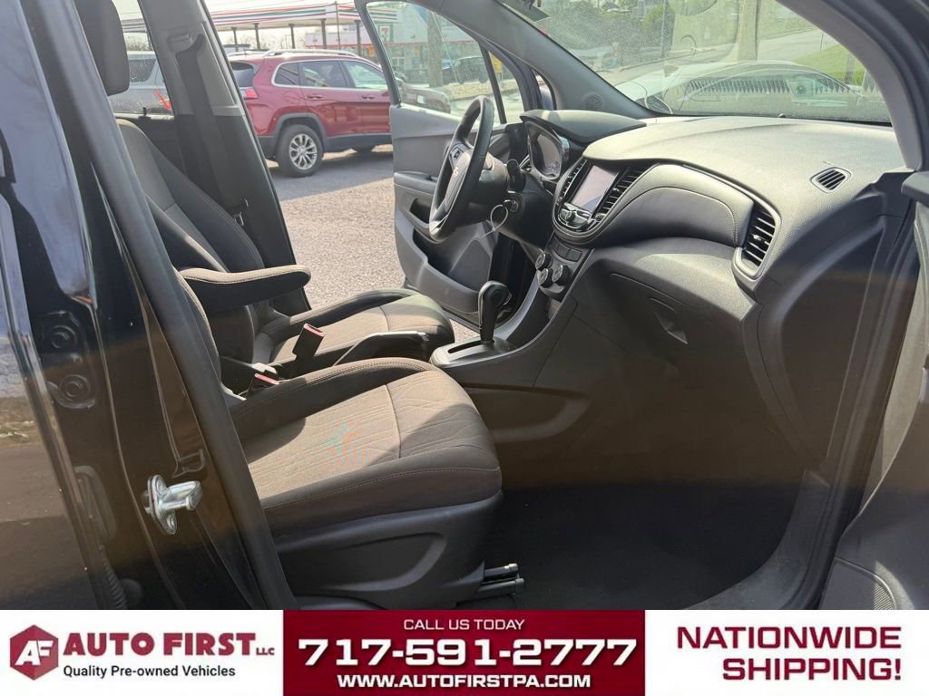 Used 2020 Chevrolet Trax LT image 16
