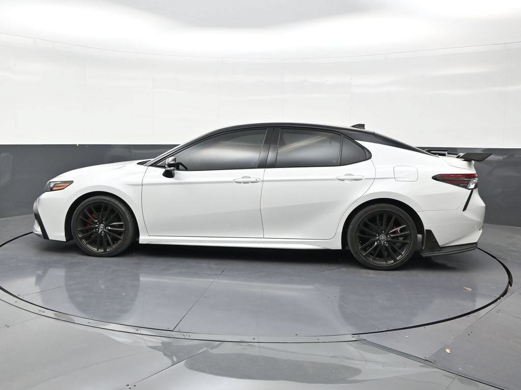 Used 2024 Toyota Camry XSE FWD image 2