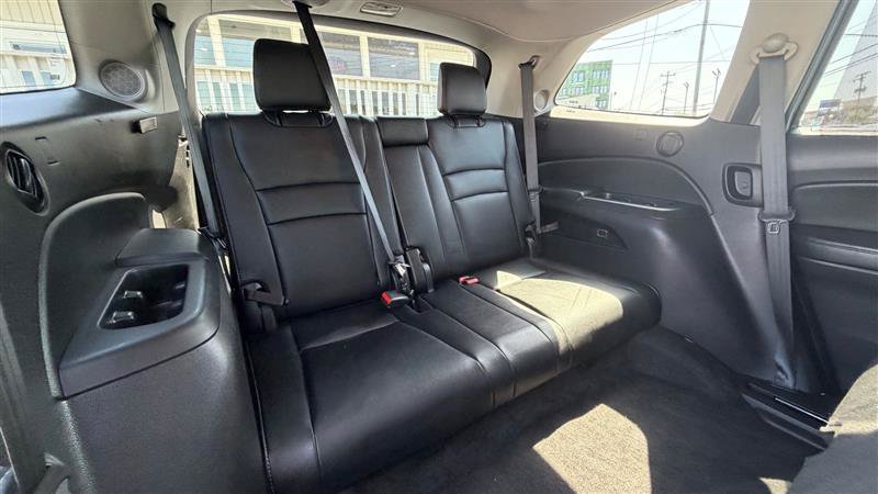 Used 2017 Honda Pilot Touring image 41