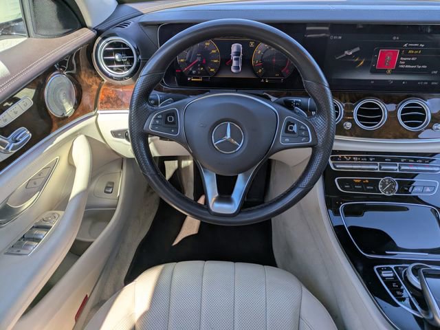 Used 2018 Mercedes-Benz E 400 4MATIC Sedan image 15