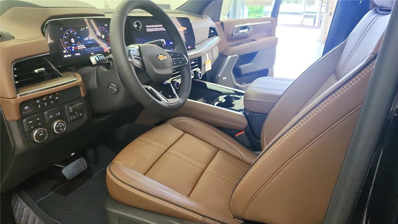 New 2026 Chevrolet Tahoe High Country w/ Sun And Tow Package AWD/4WD image 22
