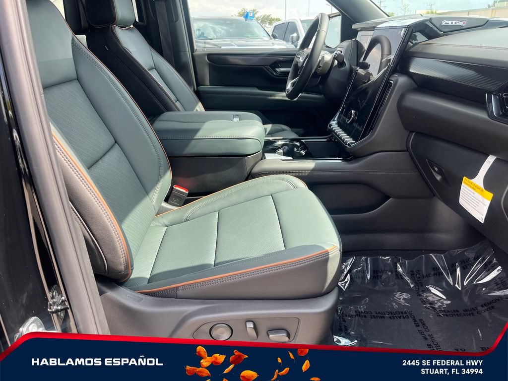 New 2026 GMC Yukon XL AT4 w/ AT4 Premium Plus Package AWD/4WD image 20