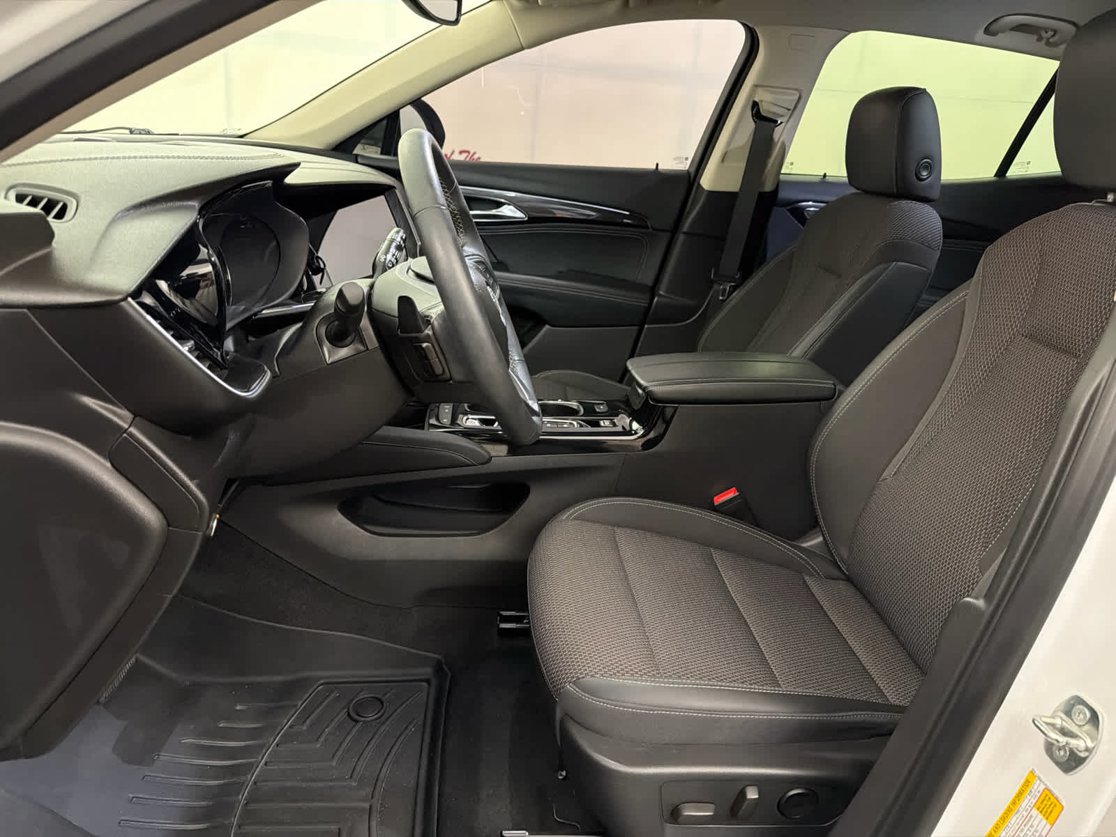 Used 2021 Buick Envision Preferred FWD image 14