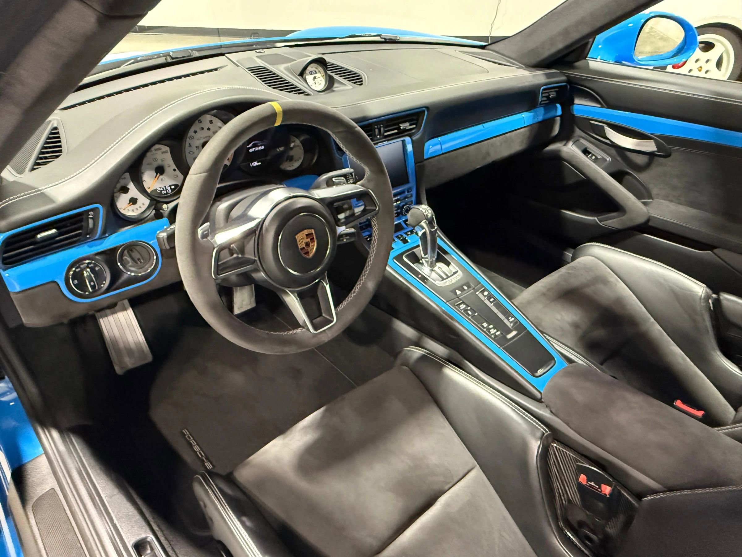 Used 2016 Porsche 911 GT3 RS RWD image 48
