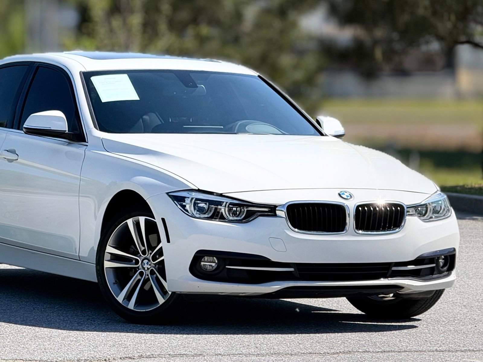 Used 2018 BMW 330i xDrive Sedan w/ Convenience Package AWD/4WD image 48
