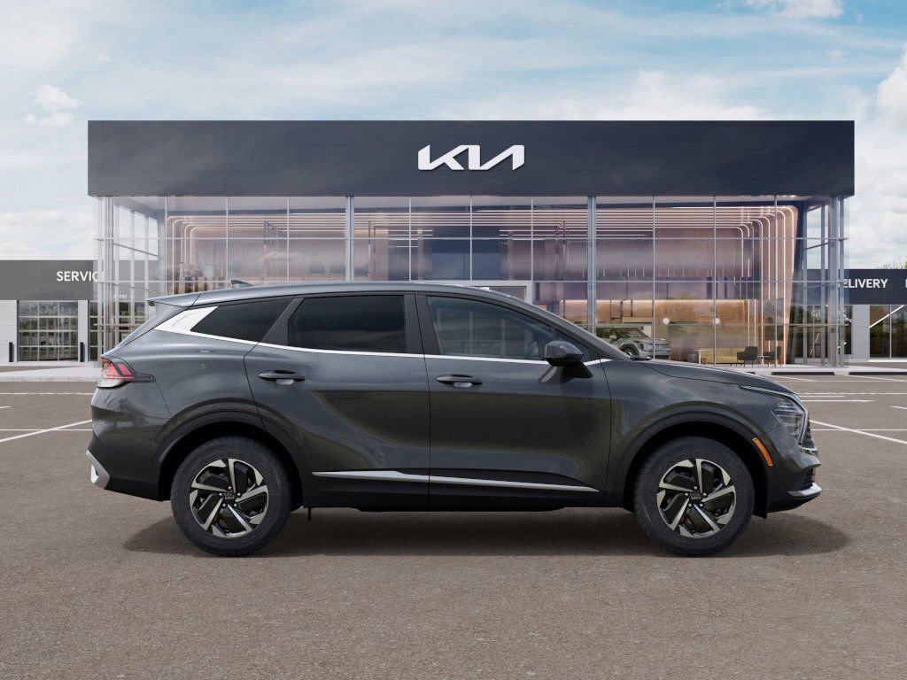 New 2025 Kia Sportage LX image 7