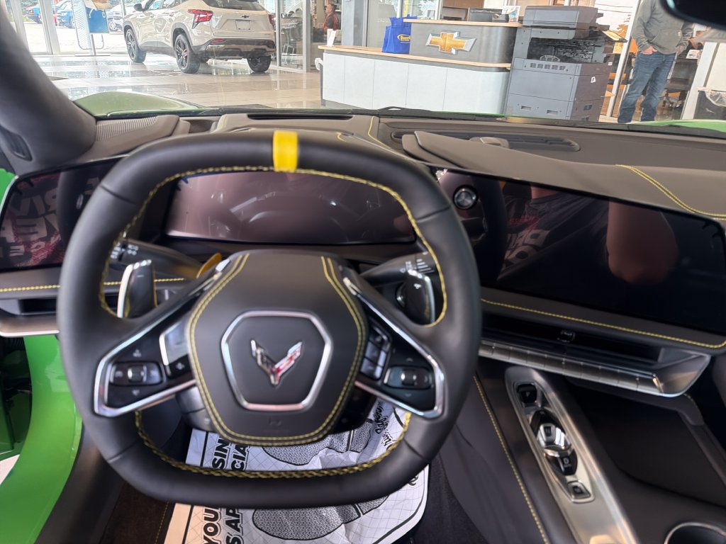 New 2027 Chevrolet Corvette Stingray Convertible w/ Z51 Performance Package RWD image 24