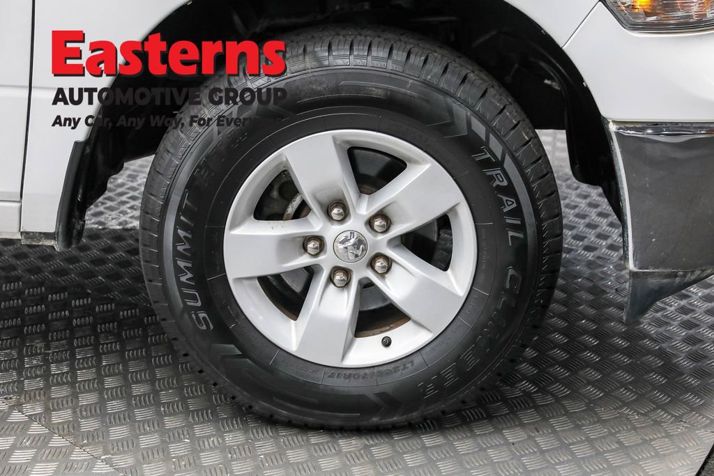 Used 2019 RAM 1500 Classic SLT image 28