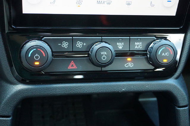 Used 2025 Ford Ranger XLT w/ Equipment Group 301A High RWD image 26