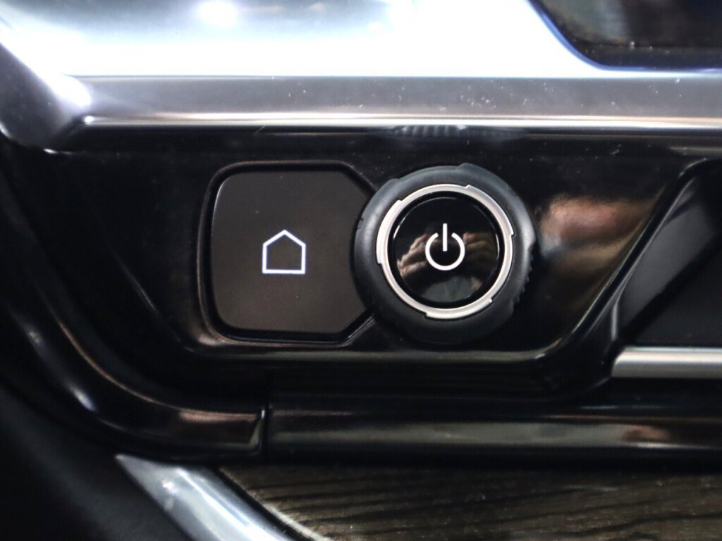 Used 2025 Chevrolet Silverado 1500 LT image 23