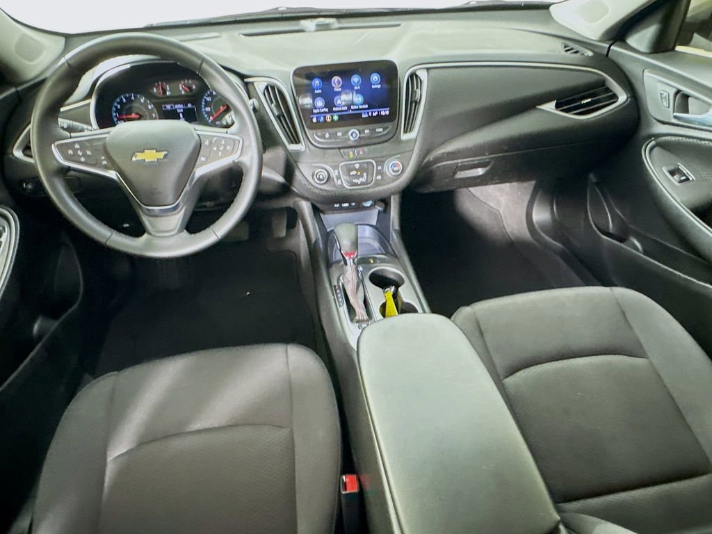 Used 2025 Chevrolet Malibu RS image 26