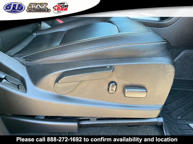 Used 2017 Chevrolet Colorado LT w/ Luxury Package, Chrome RWD image 16