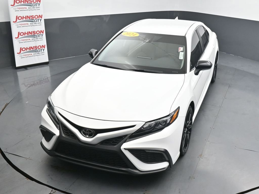 Used 2024 Toyota Camry SE w/ Blackout Package (TMS) AWD/4WD image 27
