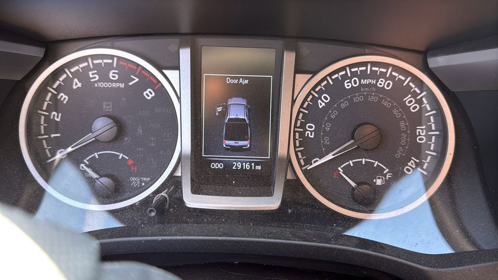 Used 2023 Toyota Tacoma SR5 w/ Technology Package image 6