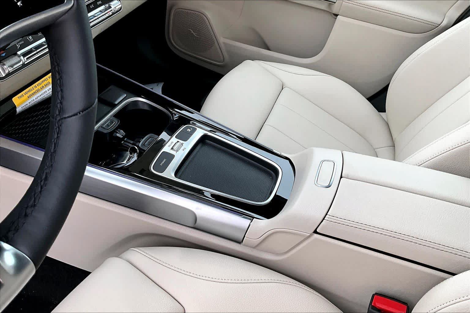 New 2026 Mercedes-Benz GLB 250 4MATIC image 11