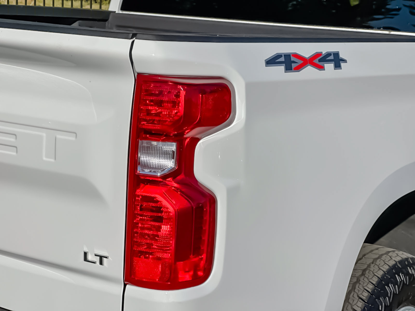 Used 2023 Chevrolet Silverado 1500 LT w/ Protection Package AWD/4WD image 25