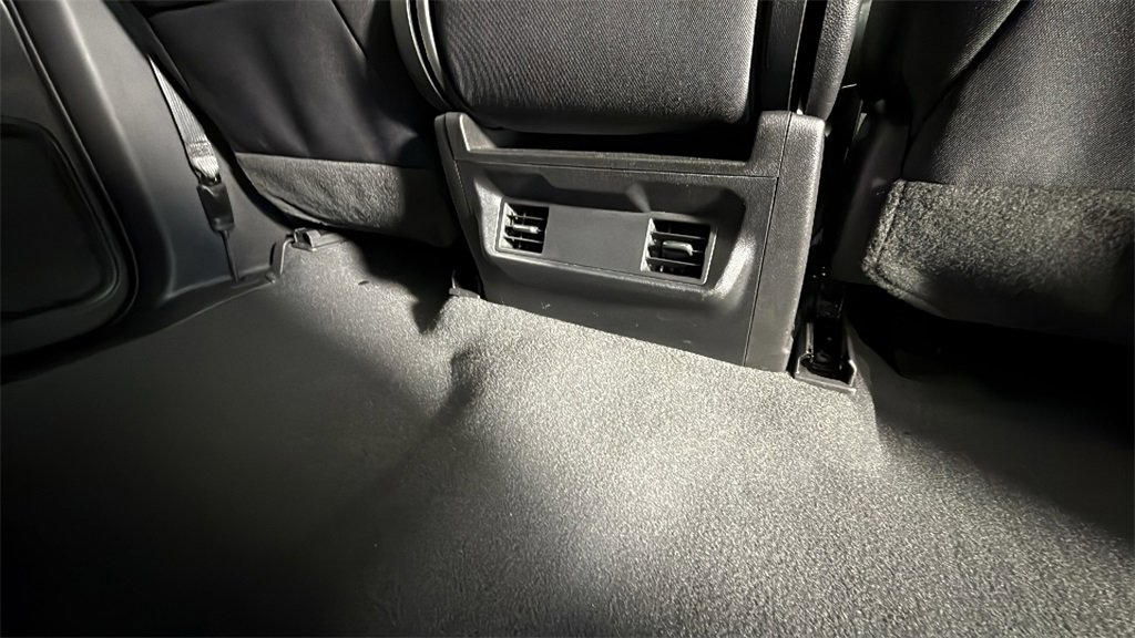 Certified 2023 Chevrolet Silverado 1500 Custom image 31