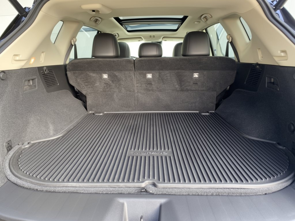 Used 2022 Nissan Murano Platinum w/ Cargo Package AWD/4WD image 28