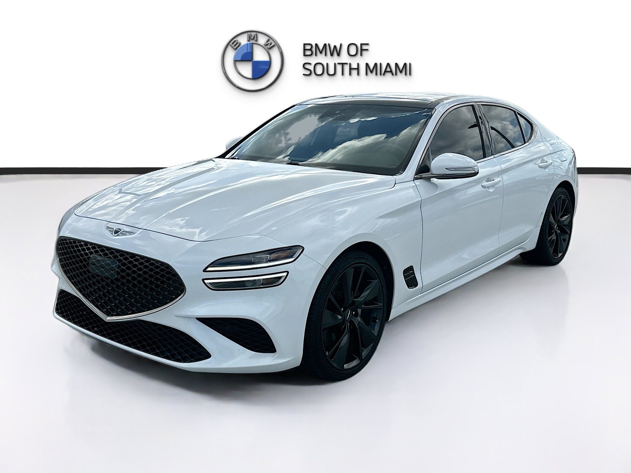 Used 2023 Genesis G70 2.0T w/ Sport Prestige Package RWD image 3