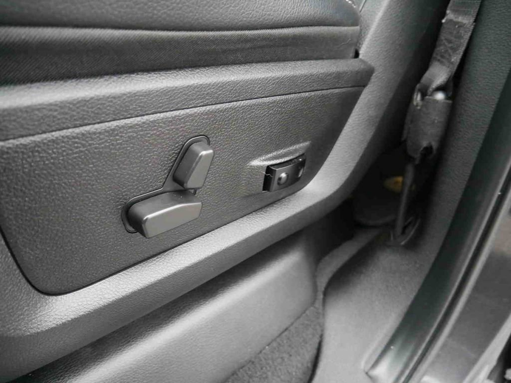 Certified 2022 RAM 2500 Laramie image 38